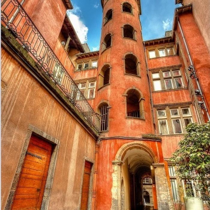 les-traboules-vieux-lyon